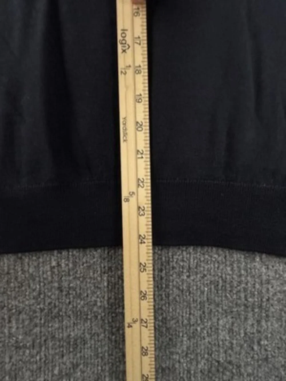 Burberry London Long Sleeve Mens Crew Neck 7 Navy Blue Sweater Pullover Logo